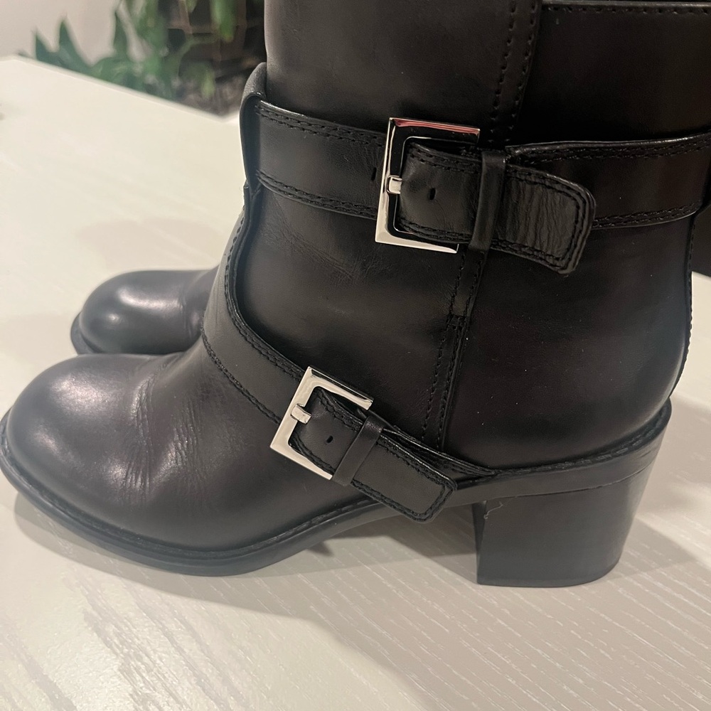 Nine West Black Leather Ankle Boots